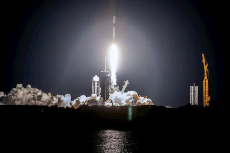 crypto-traders-set-spacex-market-cap-for-end-of-june-2026-b5fccf2.jpg