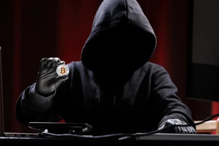 crypto-hacks-drained-955-million-in-h1-2026-finbold-report-426d88e.webp