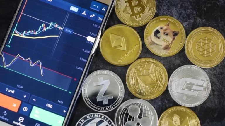 crypto-trader-makes-over-800-in-a-month-on-this-coin-802ce71.webp