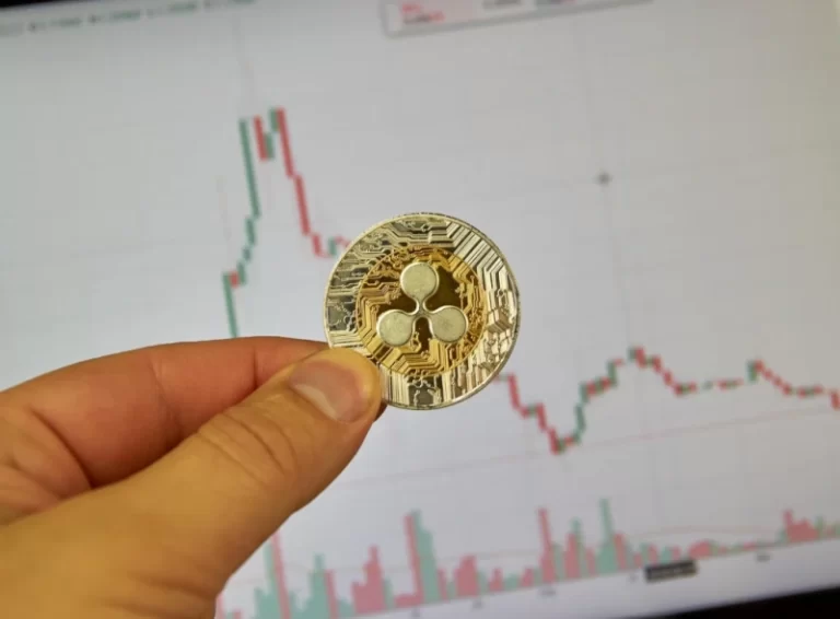 ripple-prepares-to-dump-1-billion-xrp-next-week-26ab52d.webp