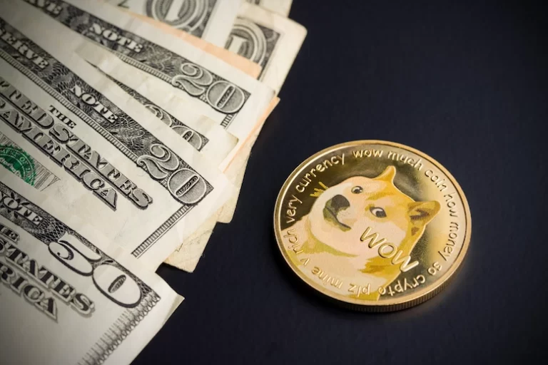 trading-expert-sets-date-when-dogecoin-will-hit-2-26da653.webp
