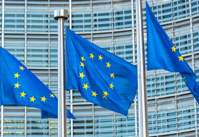 will-xrp-hit-150-after-ripple-receives-mica-license-to-expand-in-eu-ce805c3.webp