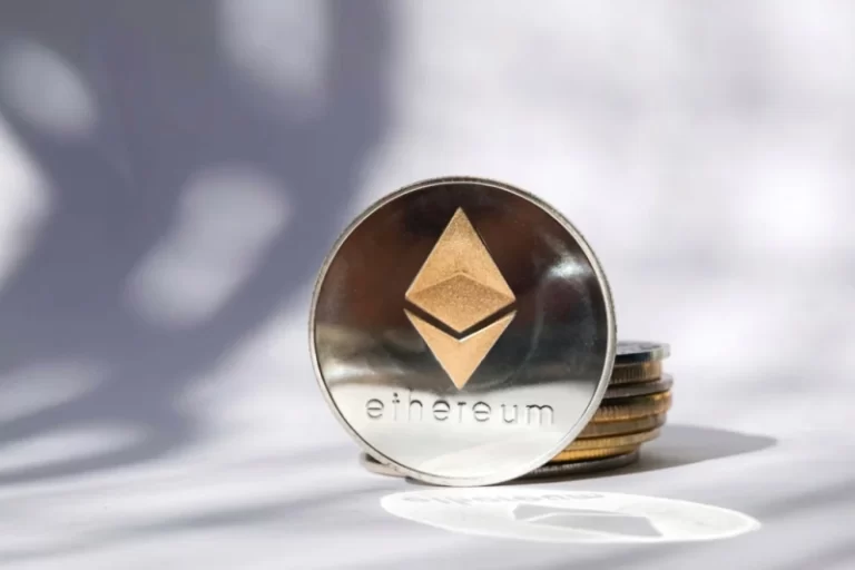 analysts-consensus-on-ethereum-eth-turns-to-a-strong-buy-fcfc0b7.webp