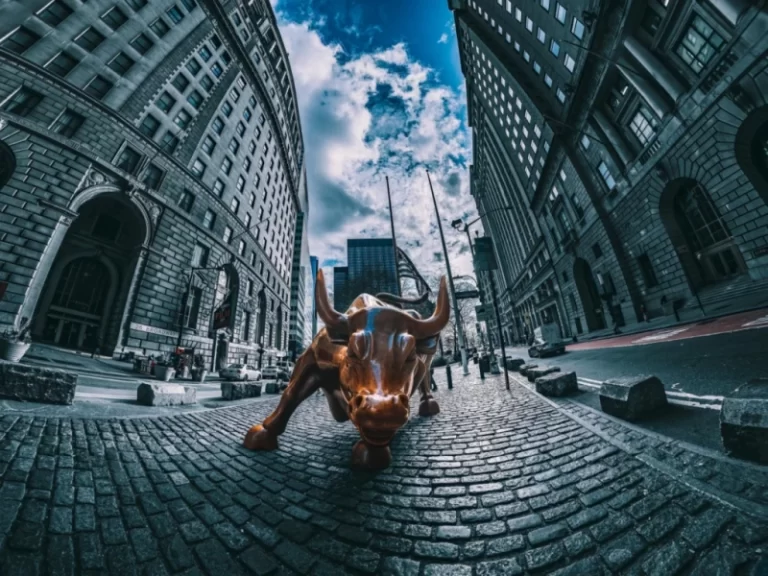quant-qnt-to-hit-10000-wall-street-analyst-predicts-aff62fd.webp