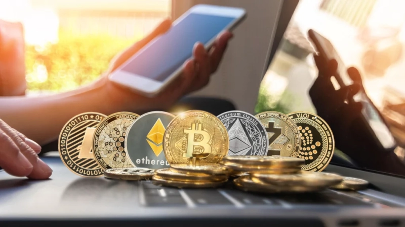 2 cryptocurrencies to reach 0 billion market cap by 2027