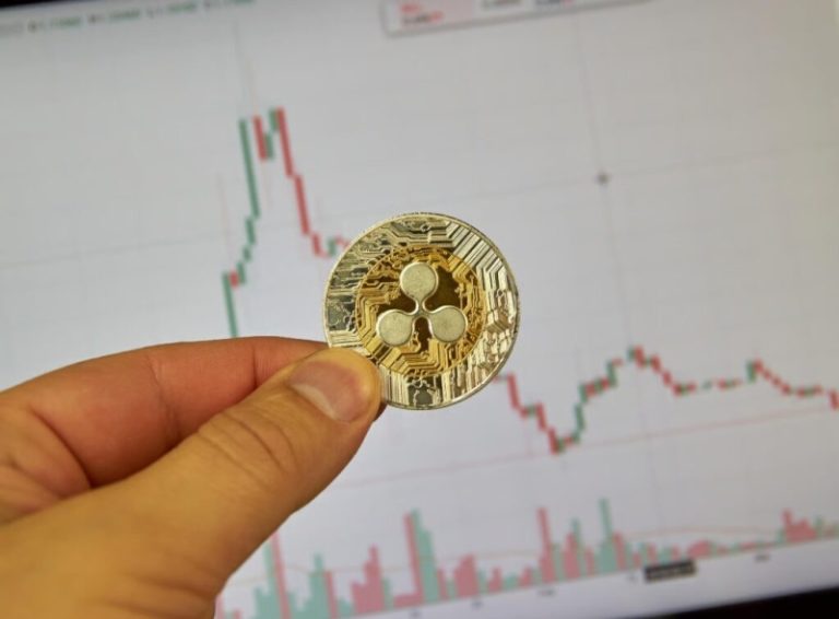 xrp-buy-alert-ahead-of-potential-21-rally-a4dafb1.jpg